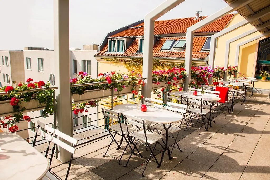 Mikon Eastgate Hotel - City Centre Berlin