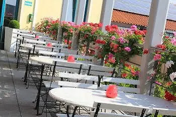 Mikon Eastgate Hotel - City Centre Berlin